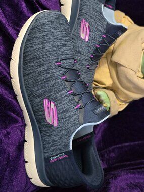 Sketcher Summits Dazzling Haze in Navy/Purple Size 12